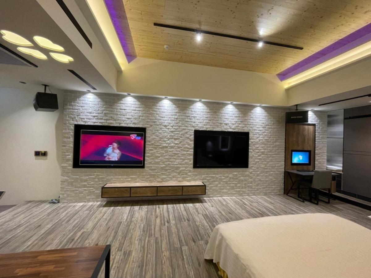 Soho Motel Taoyuan Exterior foto